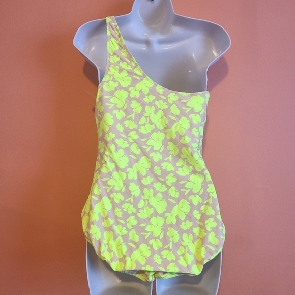 NWT GAP One-Shoulder Floral One-Piece Swimsuit – Size L - Picture 3 of 11